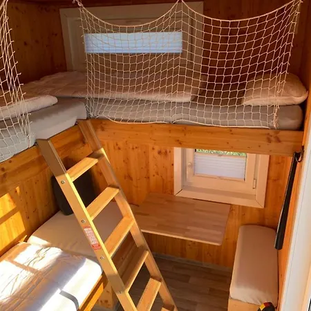 Tiny House Lodge Dresden Exterior photo